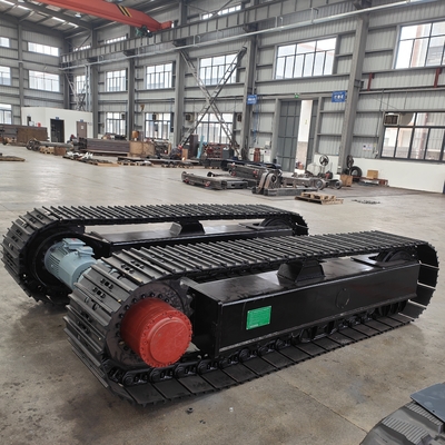 15T eigens für Multifunktionsbagger-Bulldozer gefertigte Gummi-/Stahlspur-Unterbahn