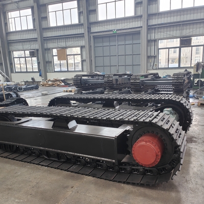15T eigens für Multifunktionsbagger-Bulldozer gefertigte Gummi-/Stahlspur-Unterbahn