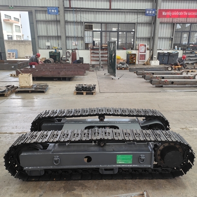 Zusammengestellte 8T-Stahl-Crawler-Spur-Rubber-Spur-Chassis für Bohrgerät und Brecher