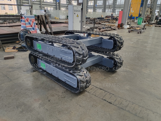 Produktionsanlage produziert kundenspezifische Gummi-Spur-Chassis für Industriegeräte
